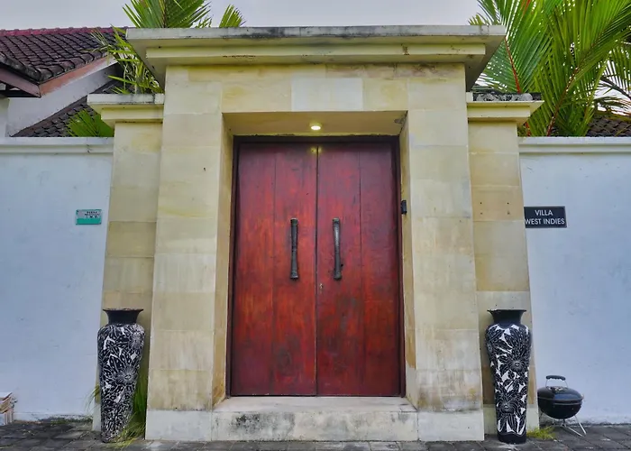 West Indies Ubud, Close To Center *